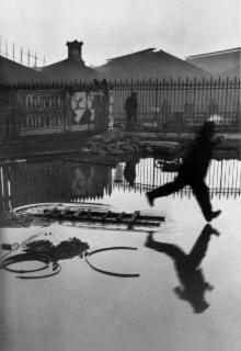 성라자르역 후문